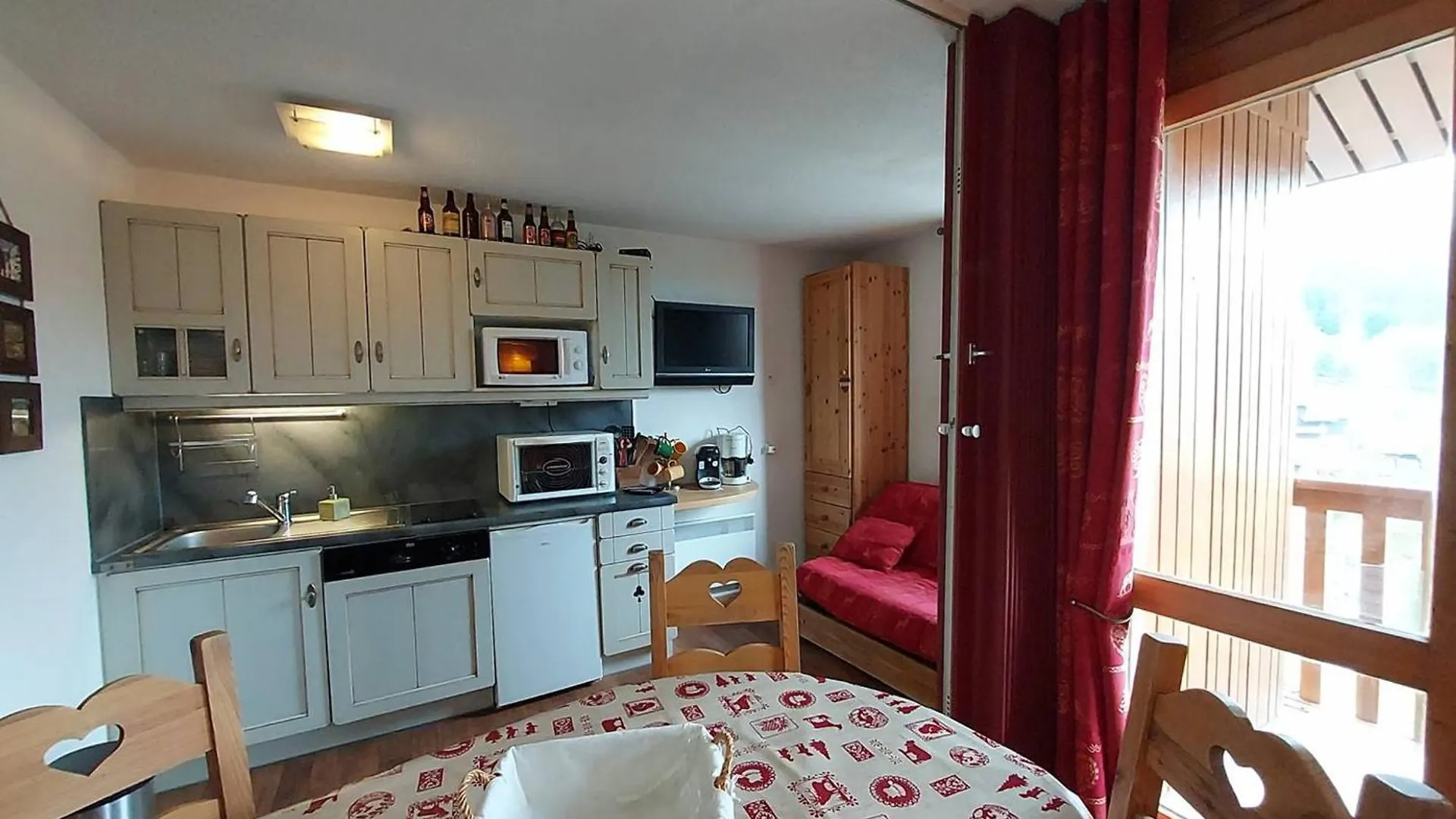 Studio Divisible Avec Coin Montagne, Au Pied Des Pistes, Balcon, 4 Pers - Fr-1-356-427 فالموريل